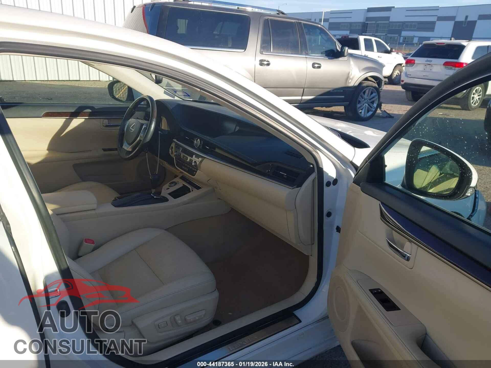 LEXUS ES 350 2015 - JTHBK1GG9F2160563