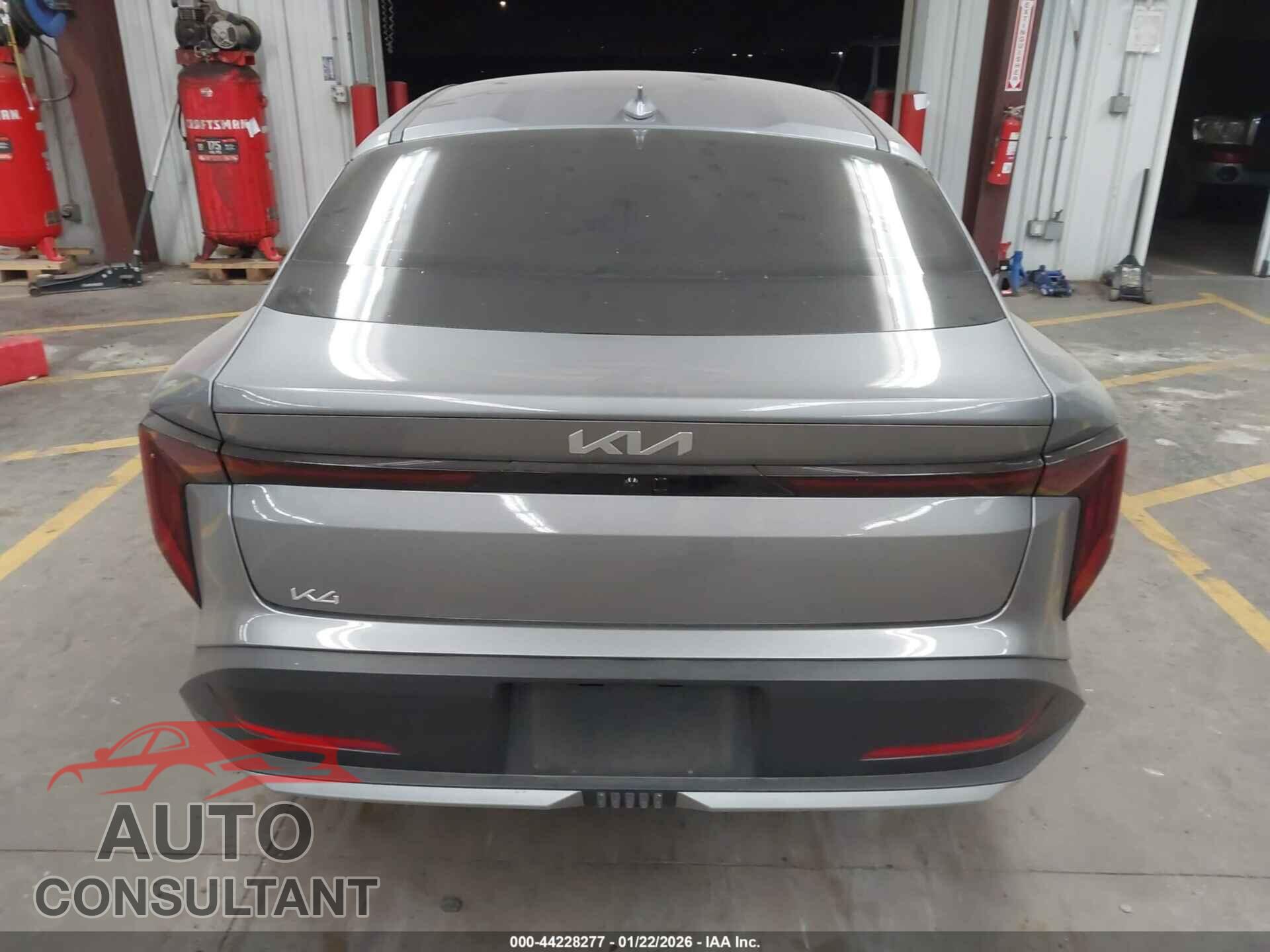 KIA K4 2025 - 3KPFU4DE7SE084386
