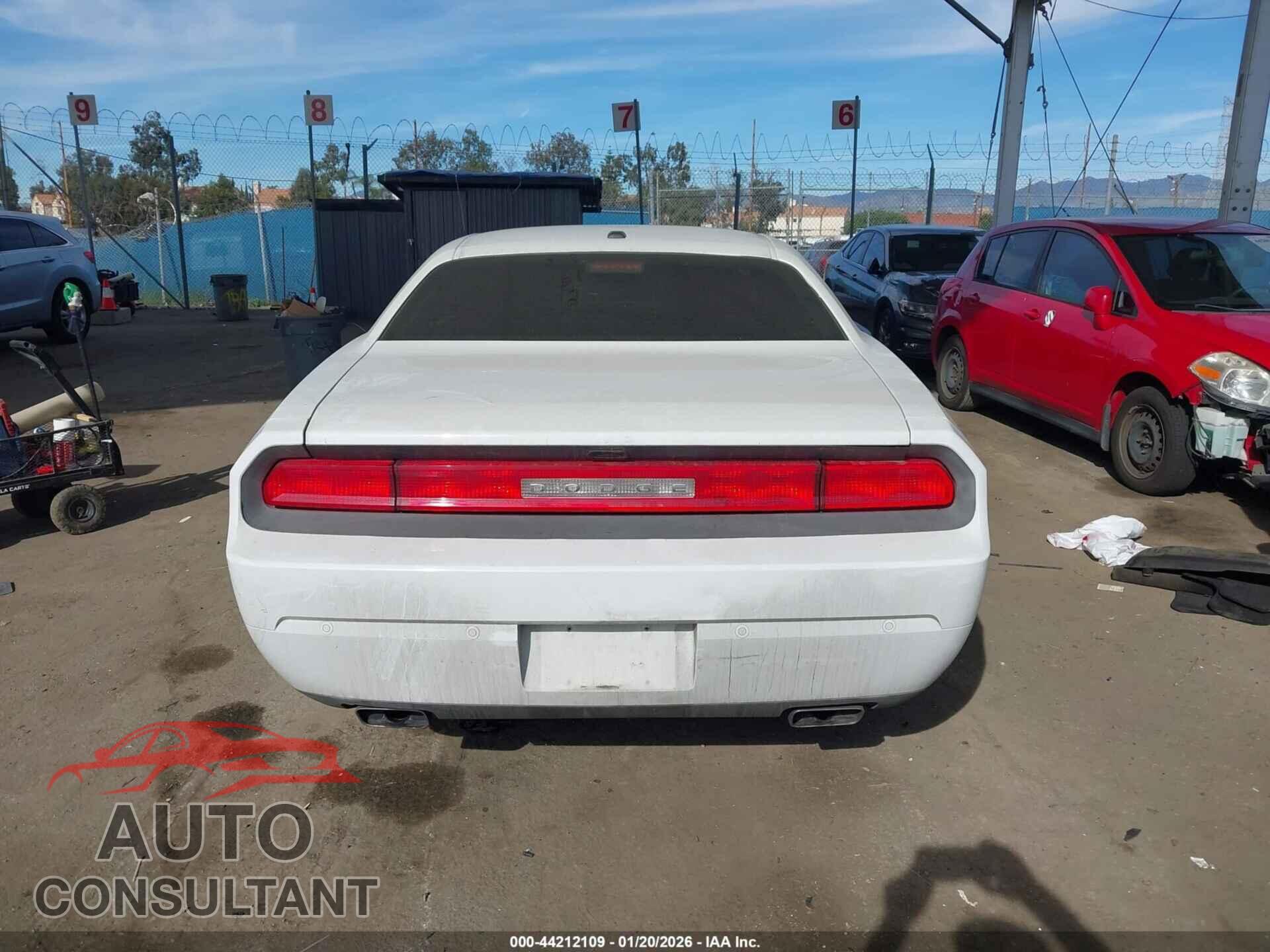 DODGE CHALLENGER 2014 - 2C3CDYAG1EH239107