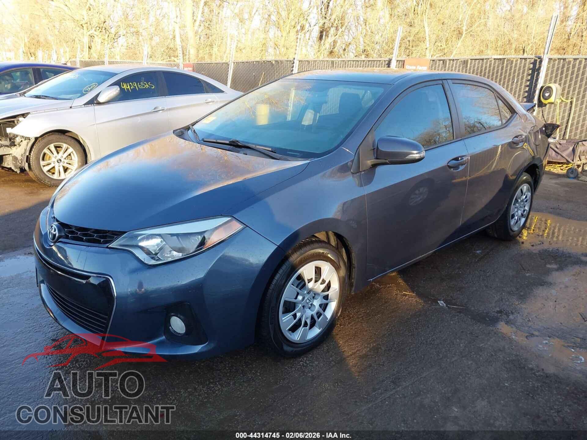 TOYOTA COROLLA 2016 - 5YFBURHE0GP464584