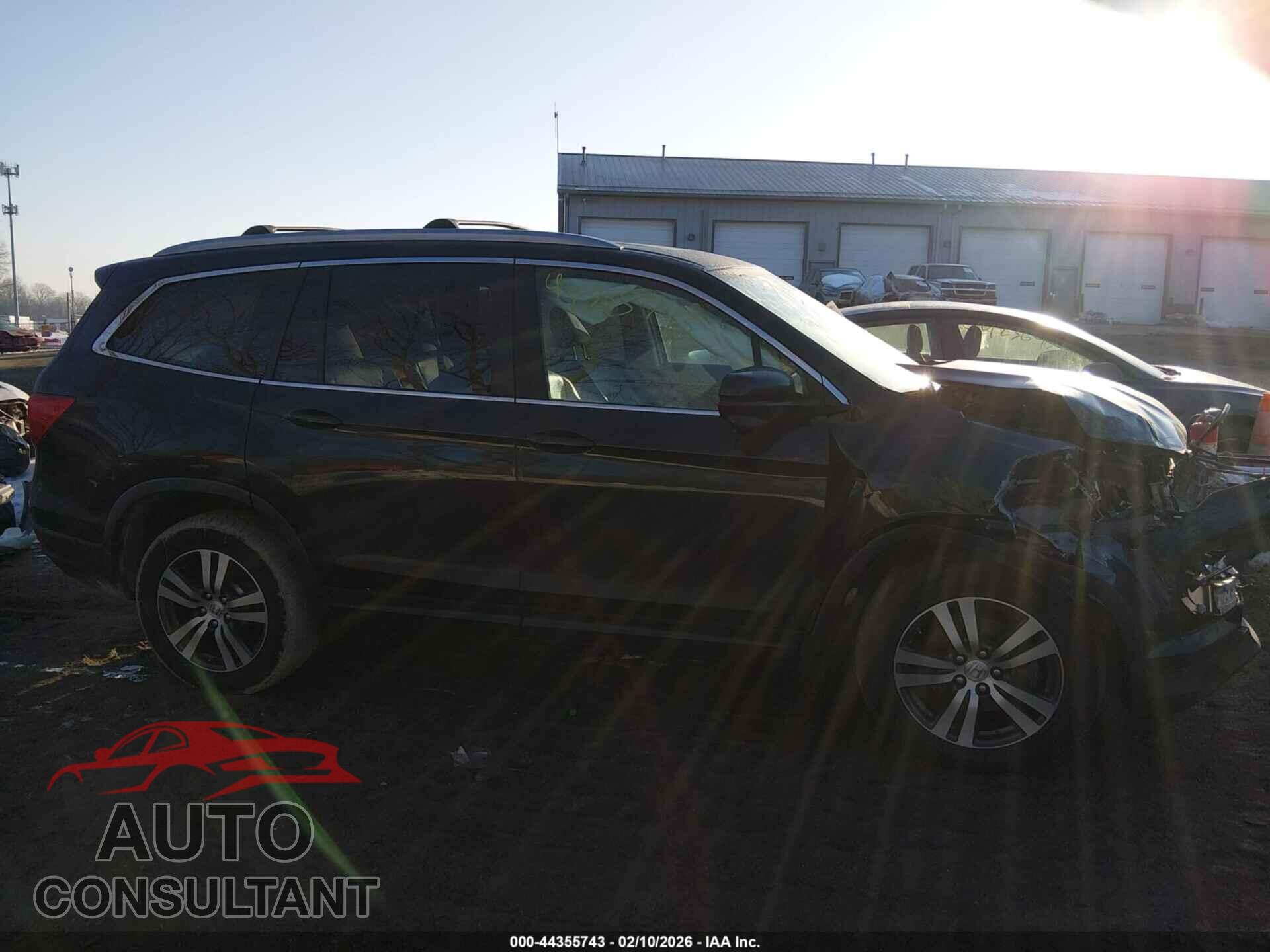 HONDA PILOT 2017 - 5FNYF6H71HB079102