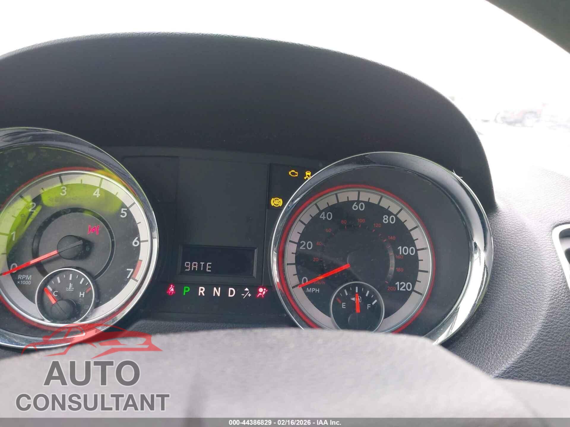 DODGE GRAND CARAVAN 2013 - 2C4RDGBG1DR799409