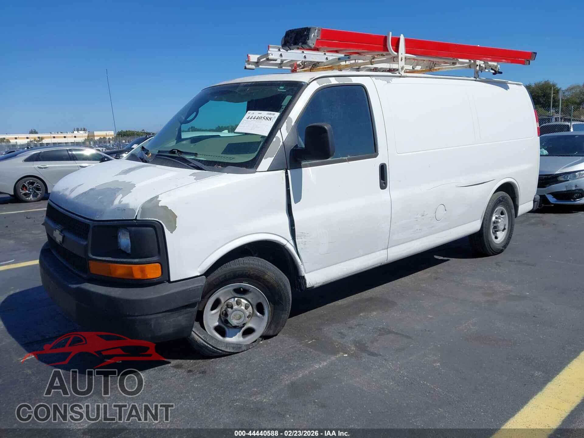 CHEVROLET EXPRESS 2500 2012 - 1GCWGFCA3C1142872