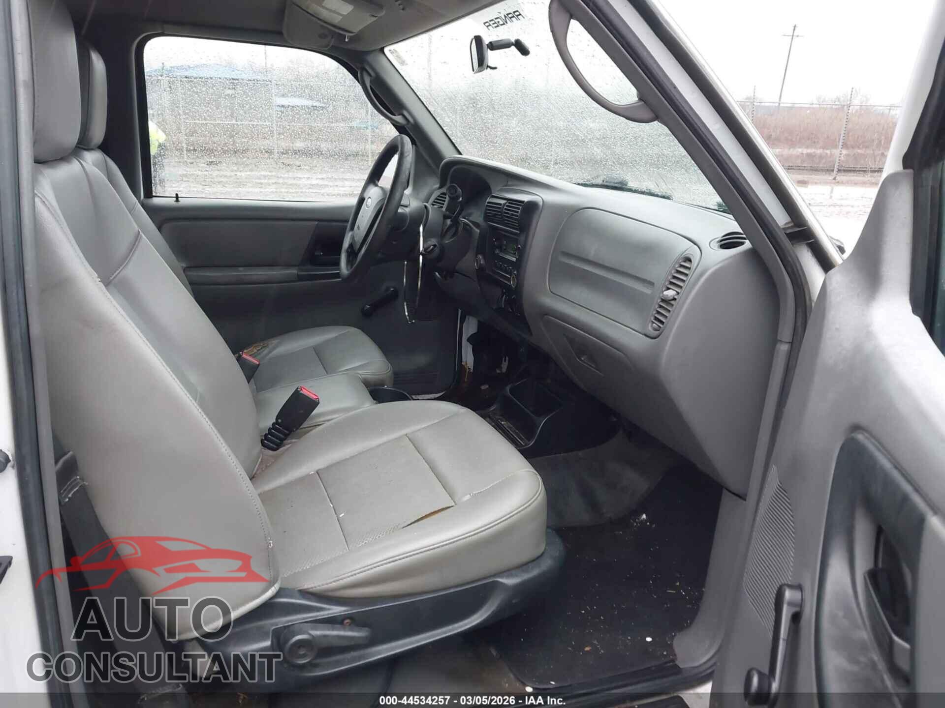 FORD RANGER 2011 - 1FTKR1AD2BPB01394