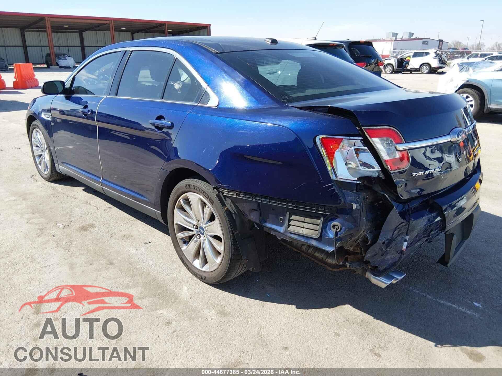 FORD TAURUS 2011 - 1FAHP2FW2BG138922