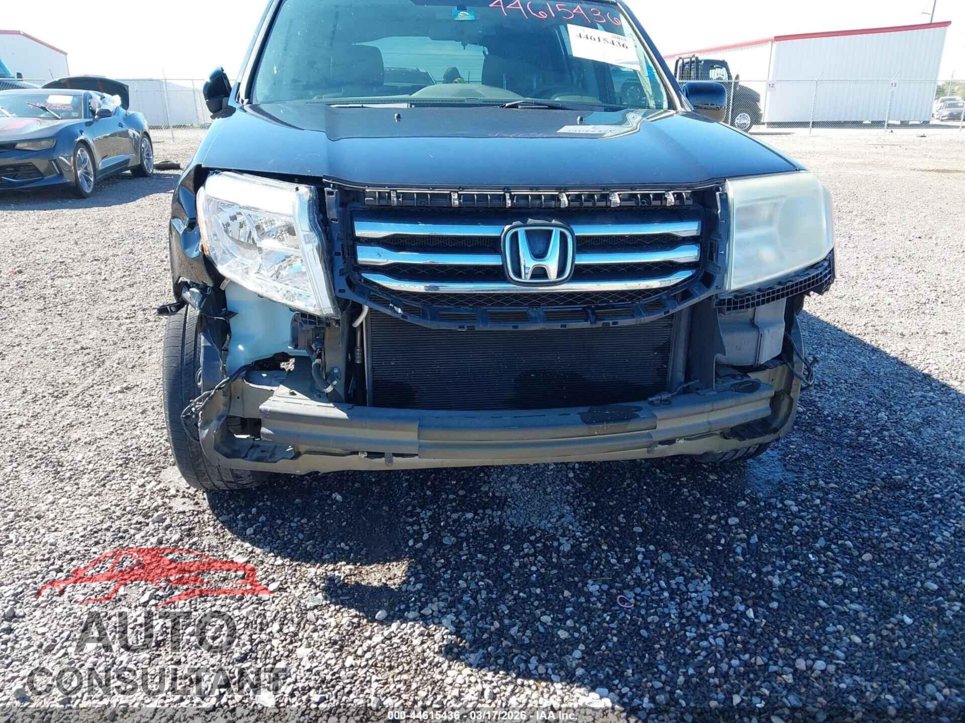 HONDA PILOT 2015 - 5FNYF3H92FB017866