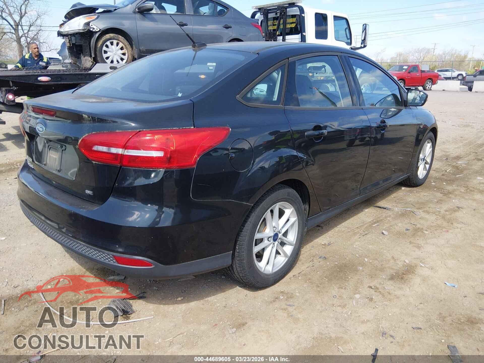 FORD FOCUS 2015 - 1FADP3F24FL251897