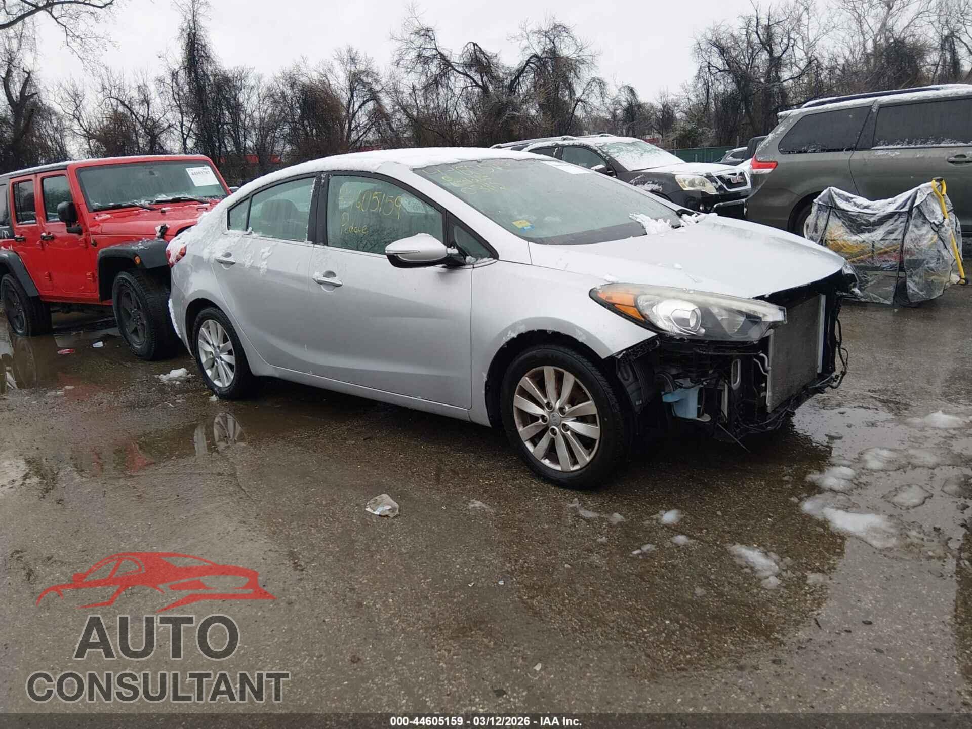 KIA FORTE 2015 - KNAFX4A84F5328354