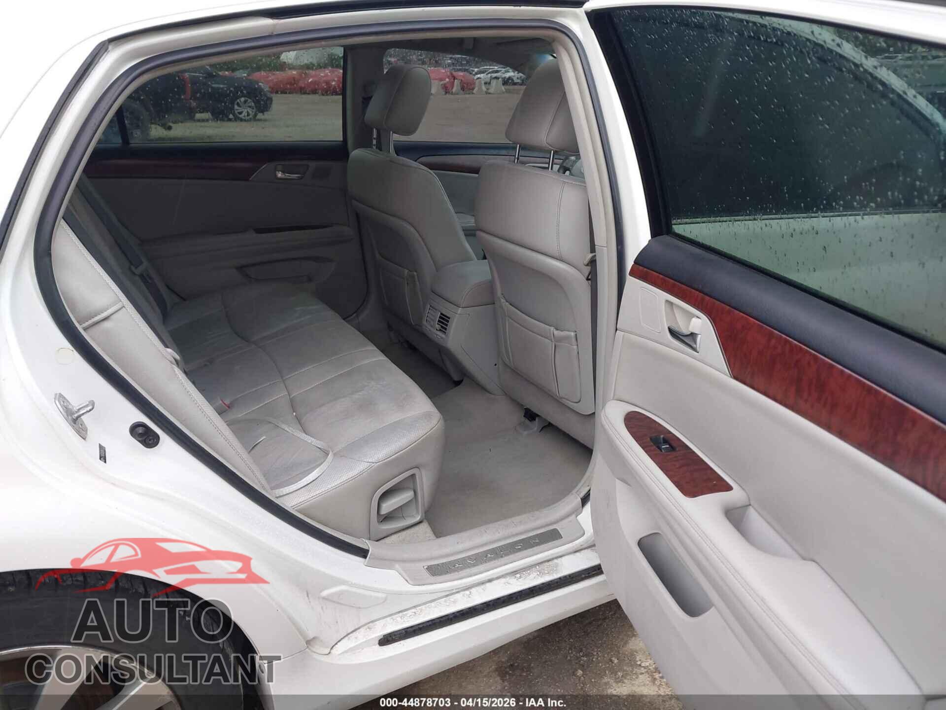 TOYOTA AVALON 2011 - 4T1BK3DB7BU377559