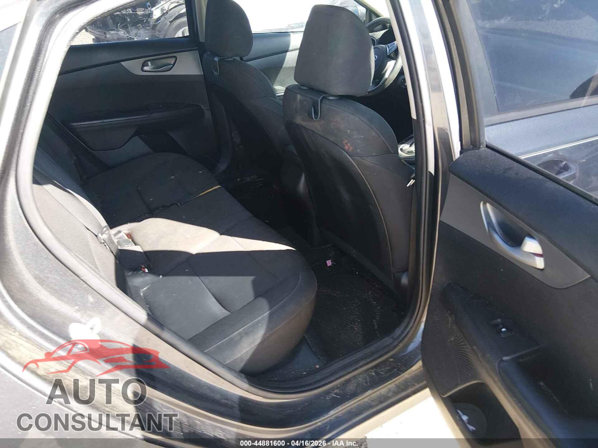 KIA FORTE 2019 - 3KPF24AD9KE007777