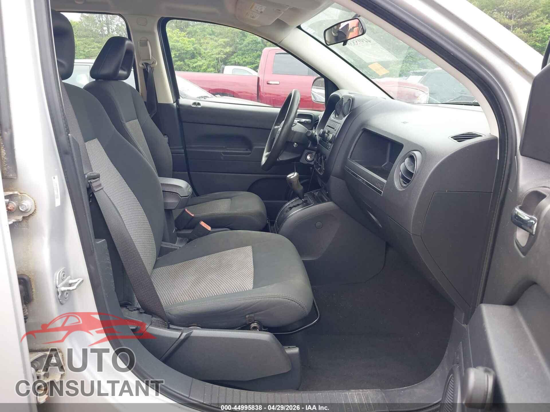 JEEP COMPASS 2009 - 1J4FT47B89D110696