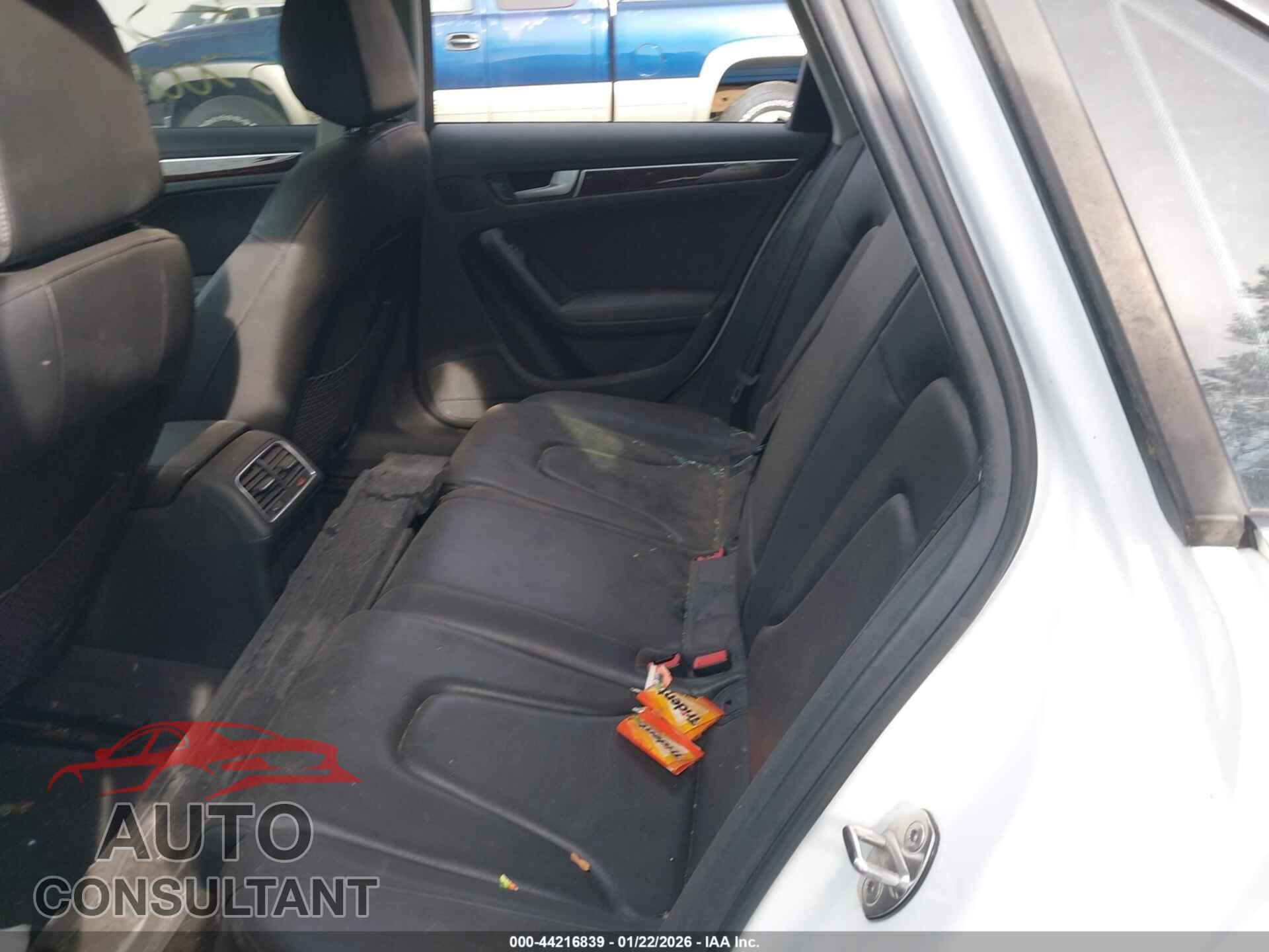 AUDI A4 2012 - WAUFFAFL7CN000663
