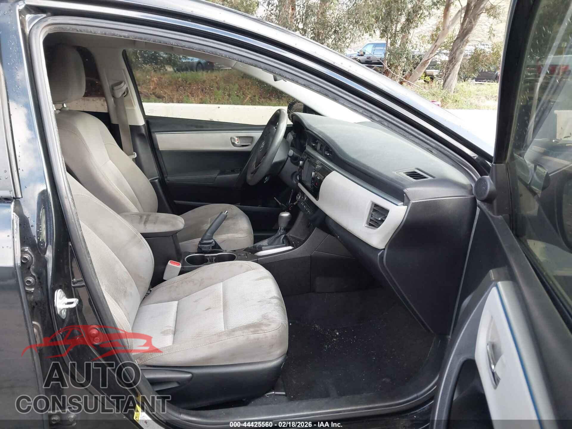 TOYOTA COROLLA 2016 - 5YFBURHE1GP504896