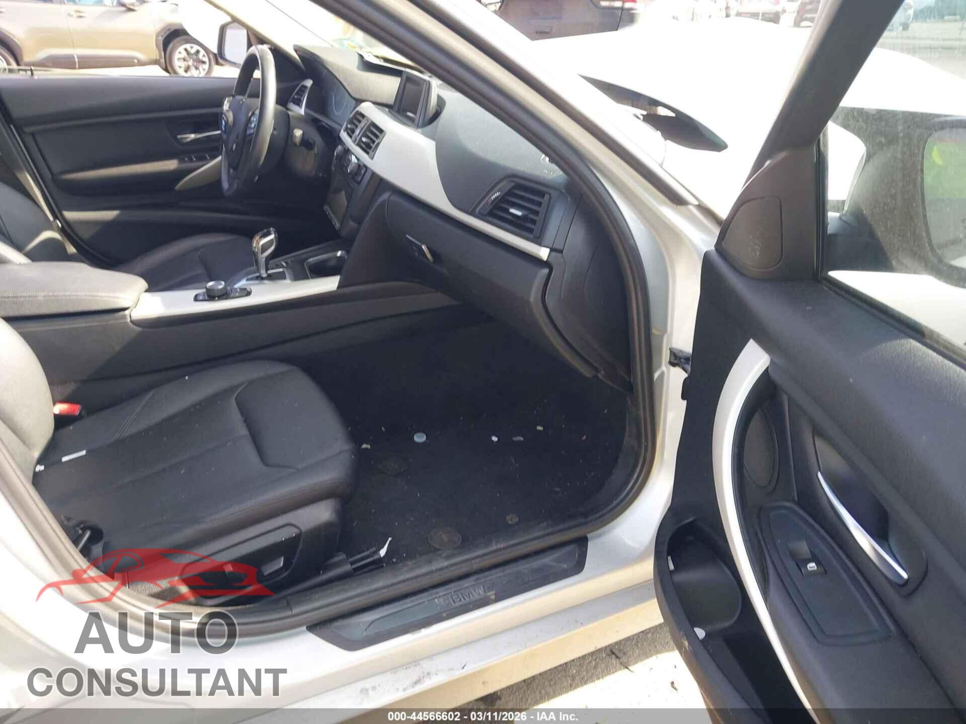 BMW 320I 2014 - WBA3C3C56EF986908