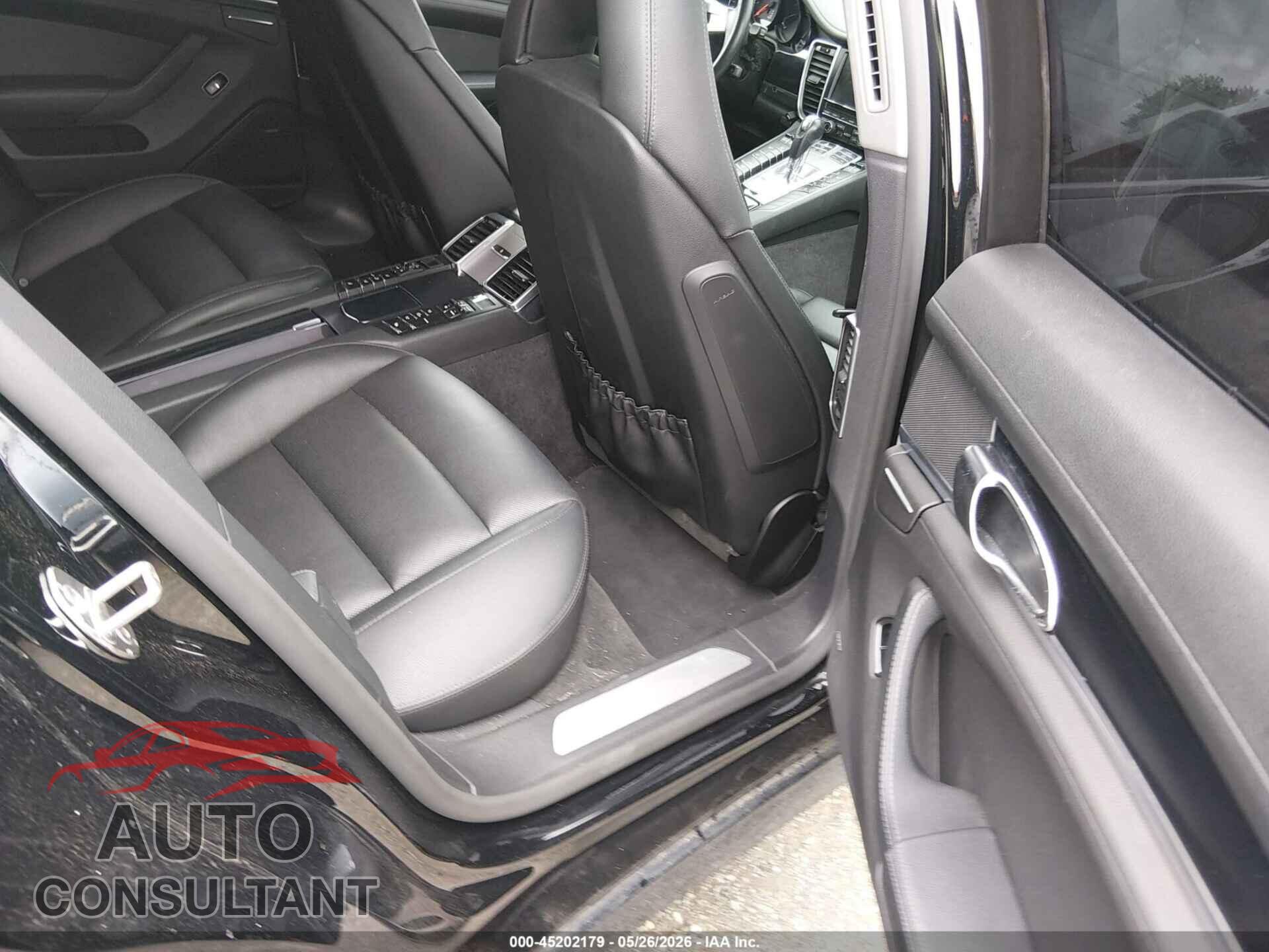 PORSCHE PANAMERA 2016 - WP0AA2A73GL005968