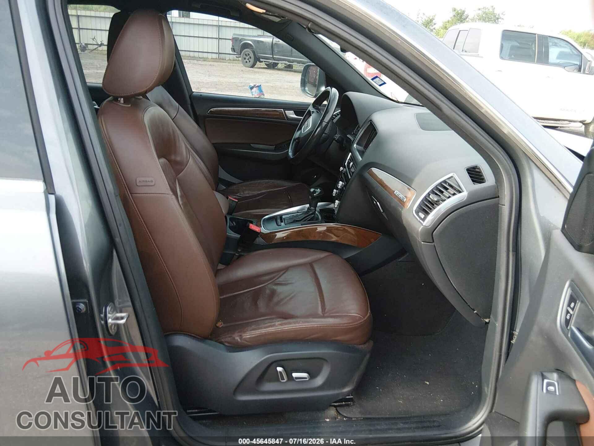 AUDI Q5 2017 - WA1C2AFP2HA042509