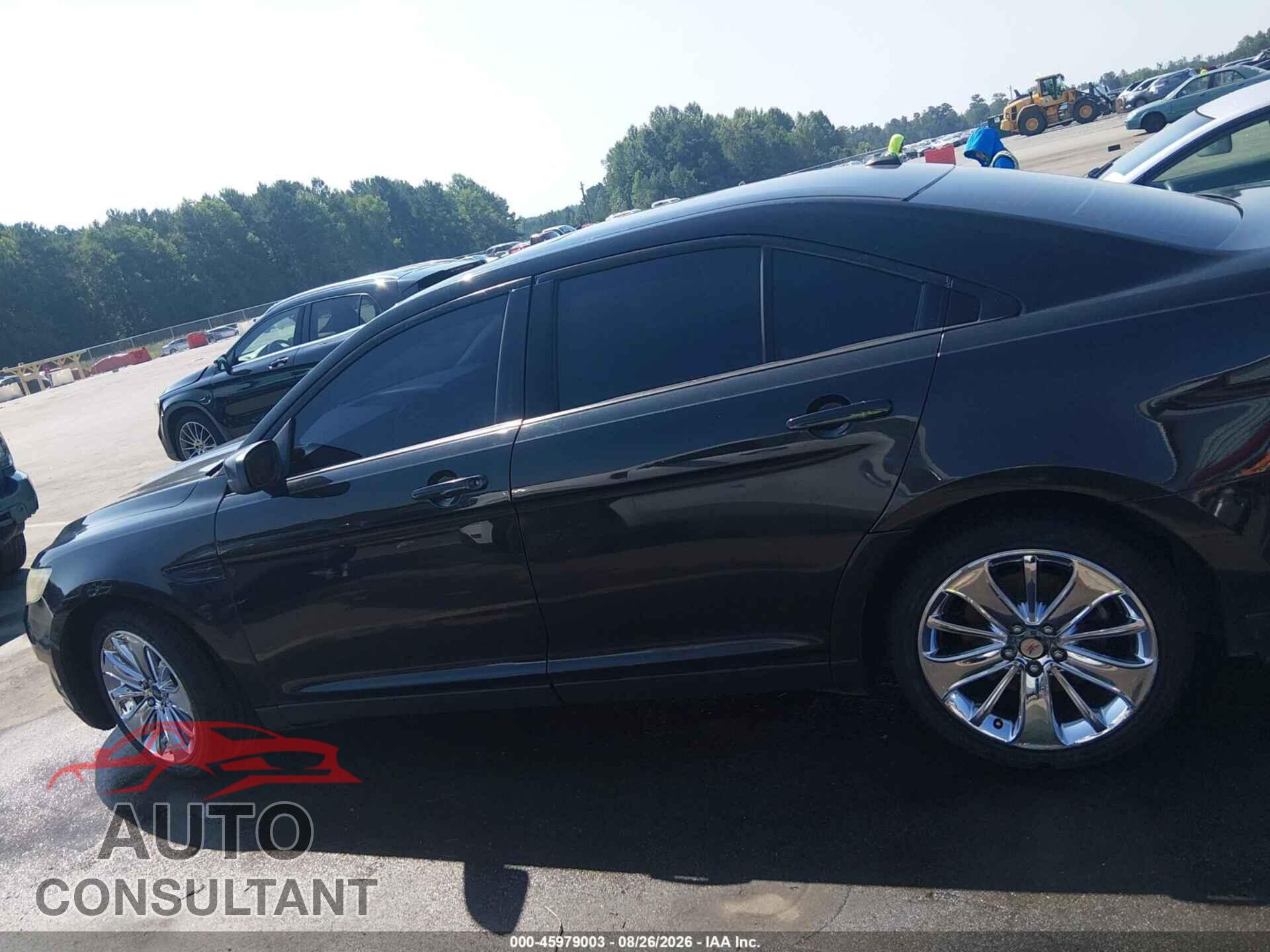 FORD TAURUS 2010 - 1FAHP2FW6AG113049