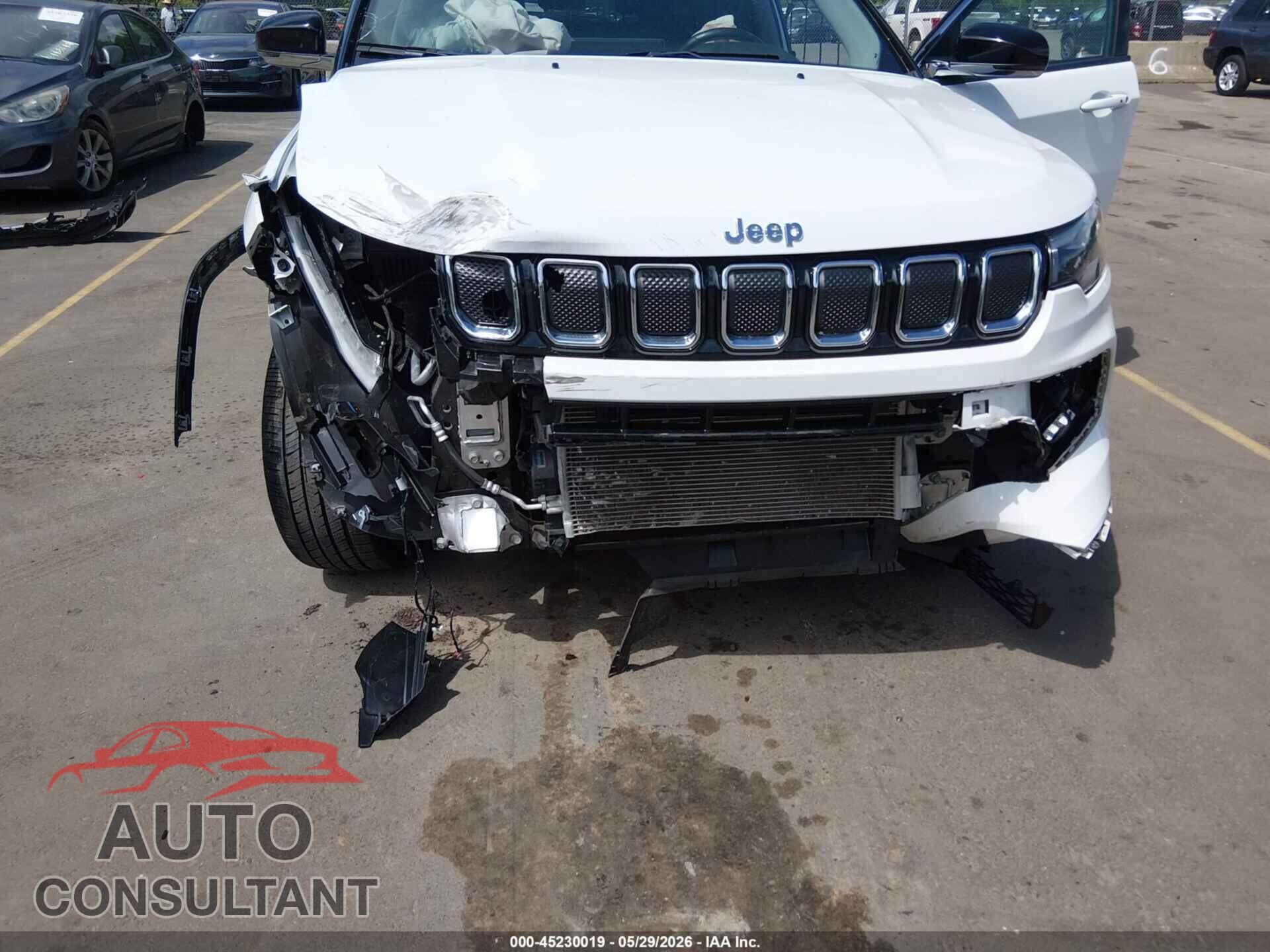 JEEP COMPASS 2022 - 3C4NJDCB5NT126596