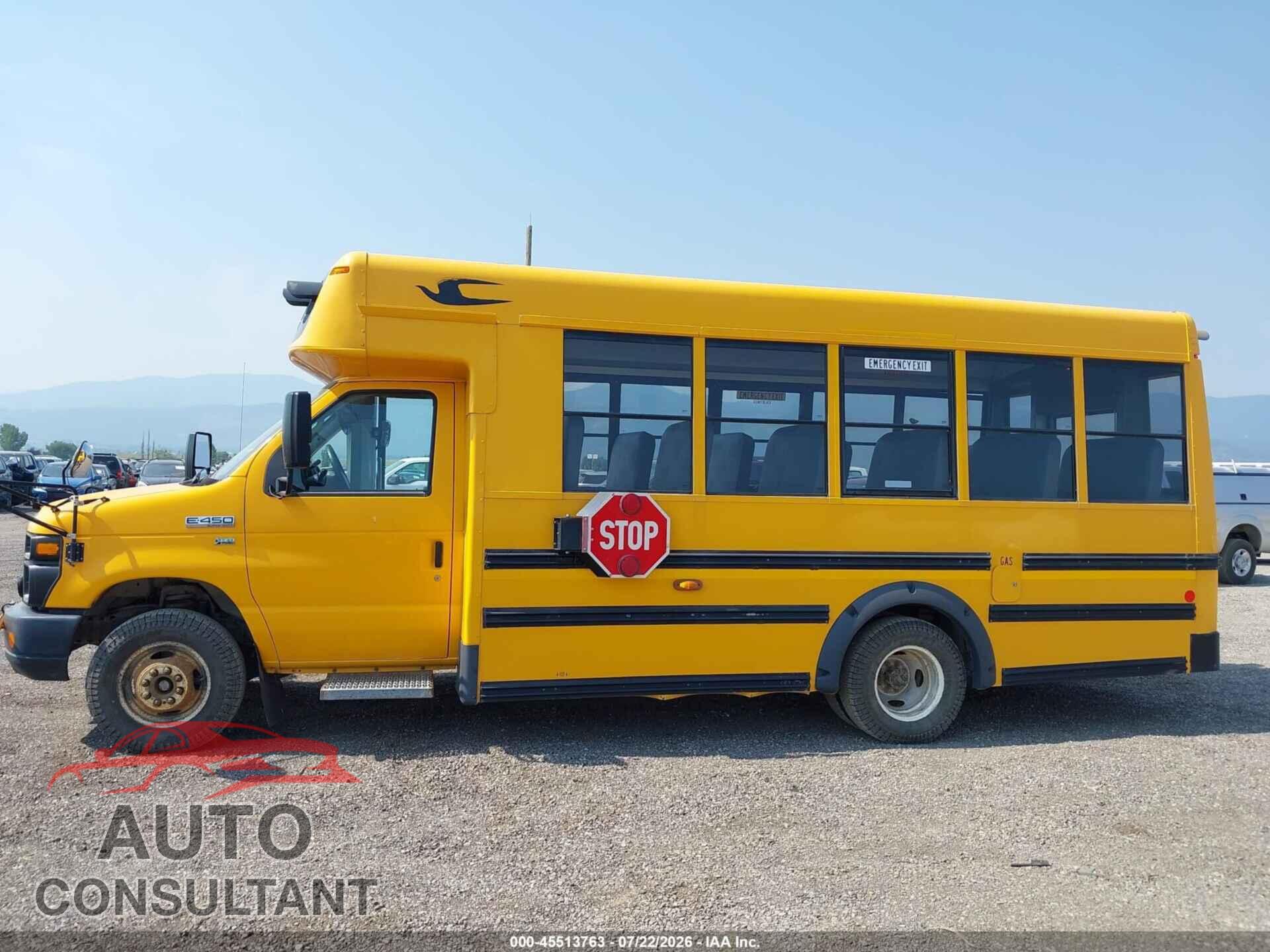 FORD ECONOLINE 2016 - 1FDEE4FL0GDC13836