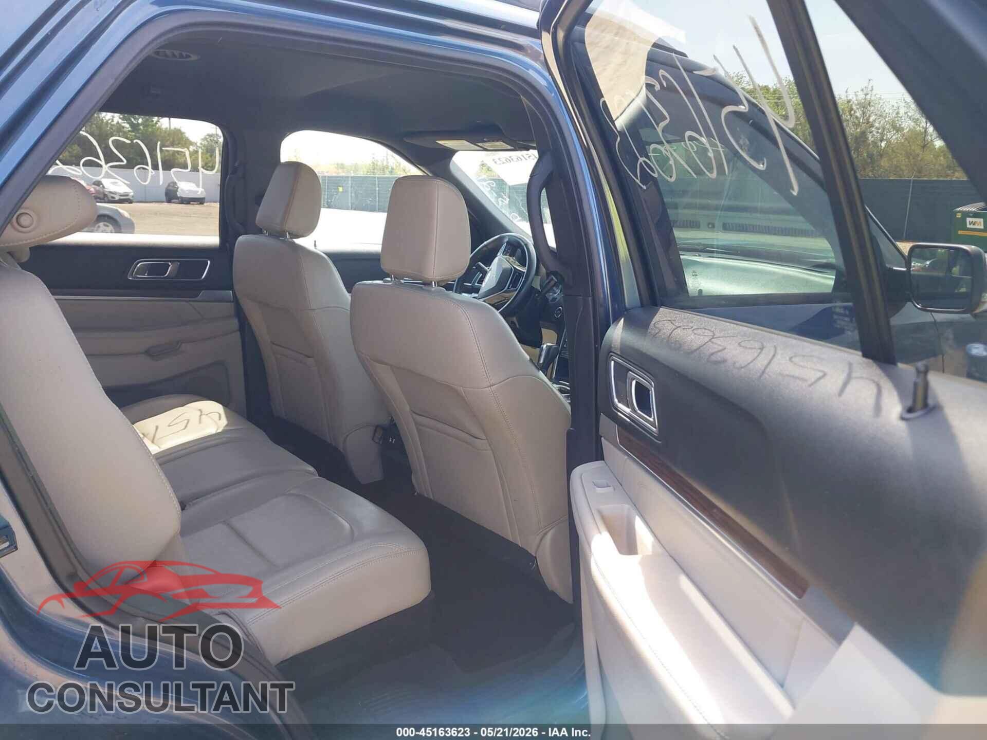 FORD EXPLORER 2018 - 1FM5K8F80JGB67040
