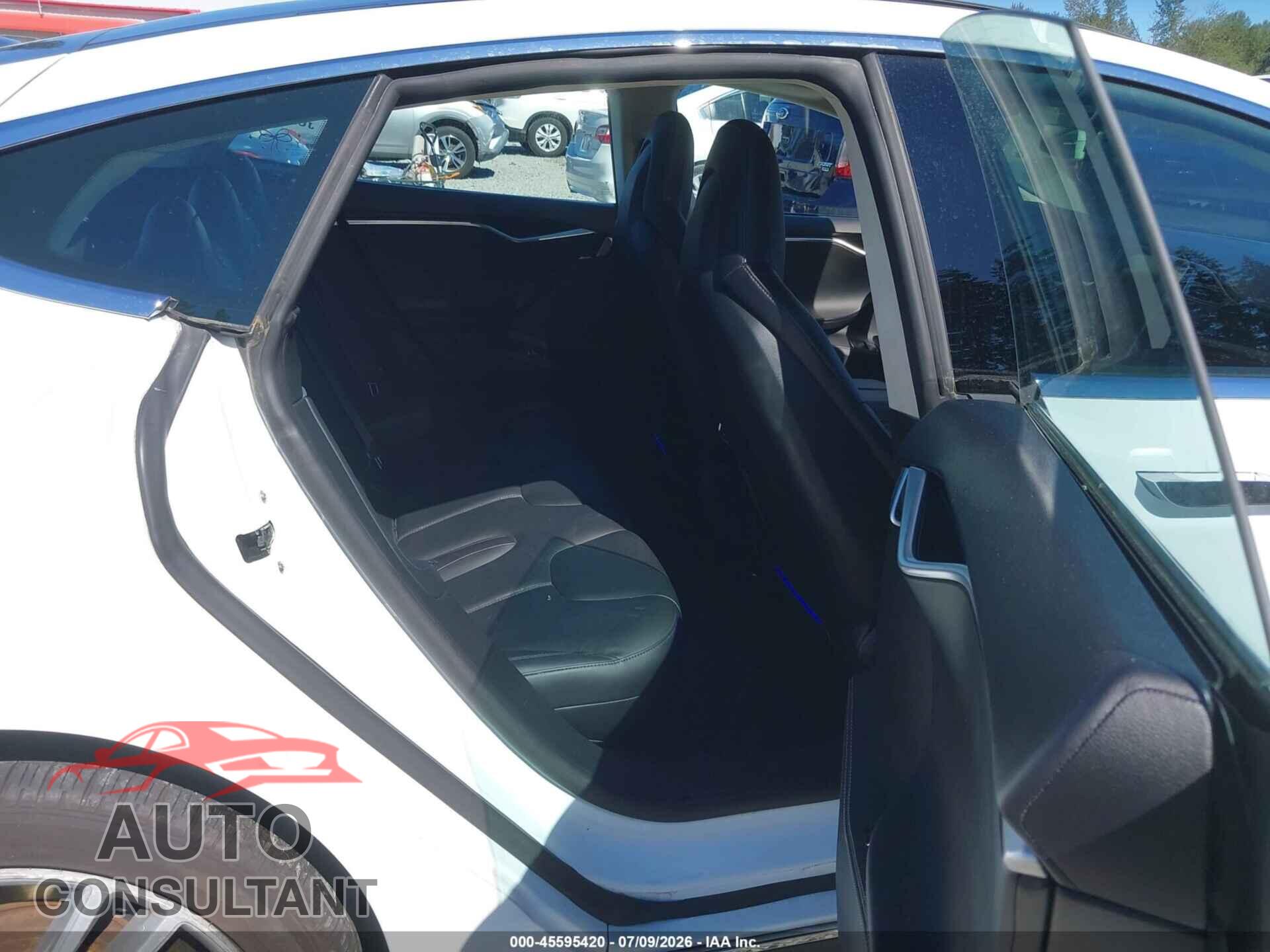 TESLA MODEL S 2014 - 5YJSA1H12EFP34060