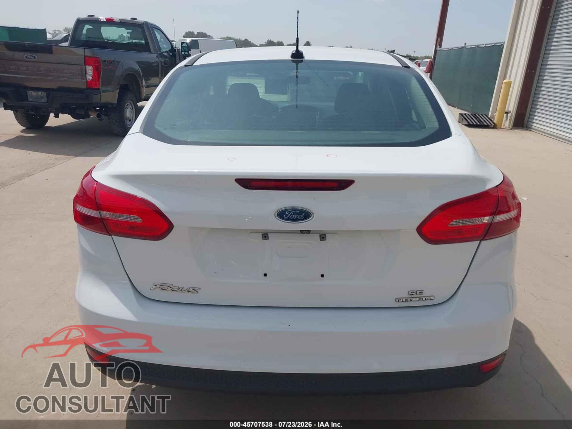 FORD FOCUS 2016 - 1FADP3F23GL340975