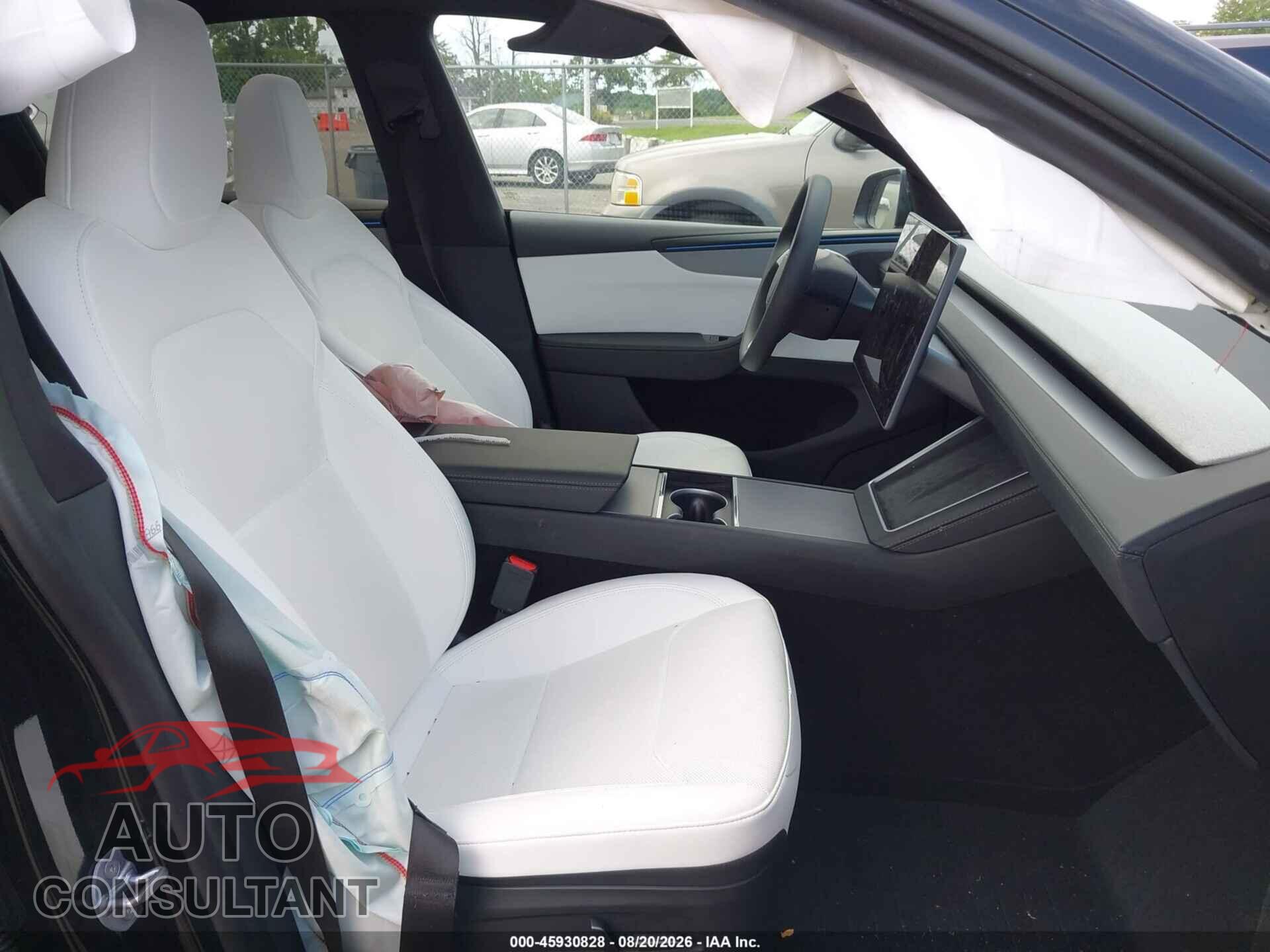 TESLA MODEL Y 2026 - 7SAYGDEDXTF581677