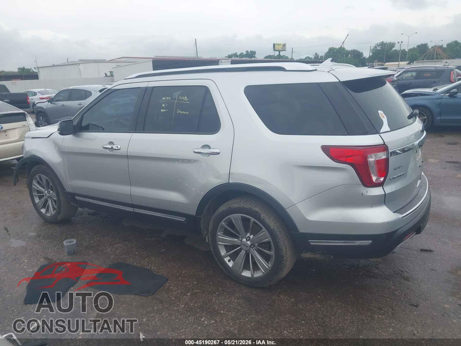 FORD EXPLORER 2018 - 1FM5K7F81JGB33036