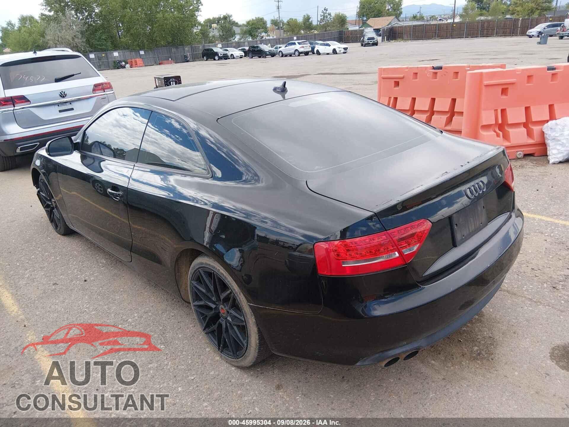 AUDI A5 2011 - WAULFAFR1BA013437