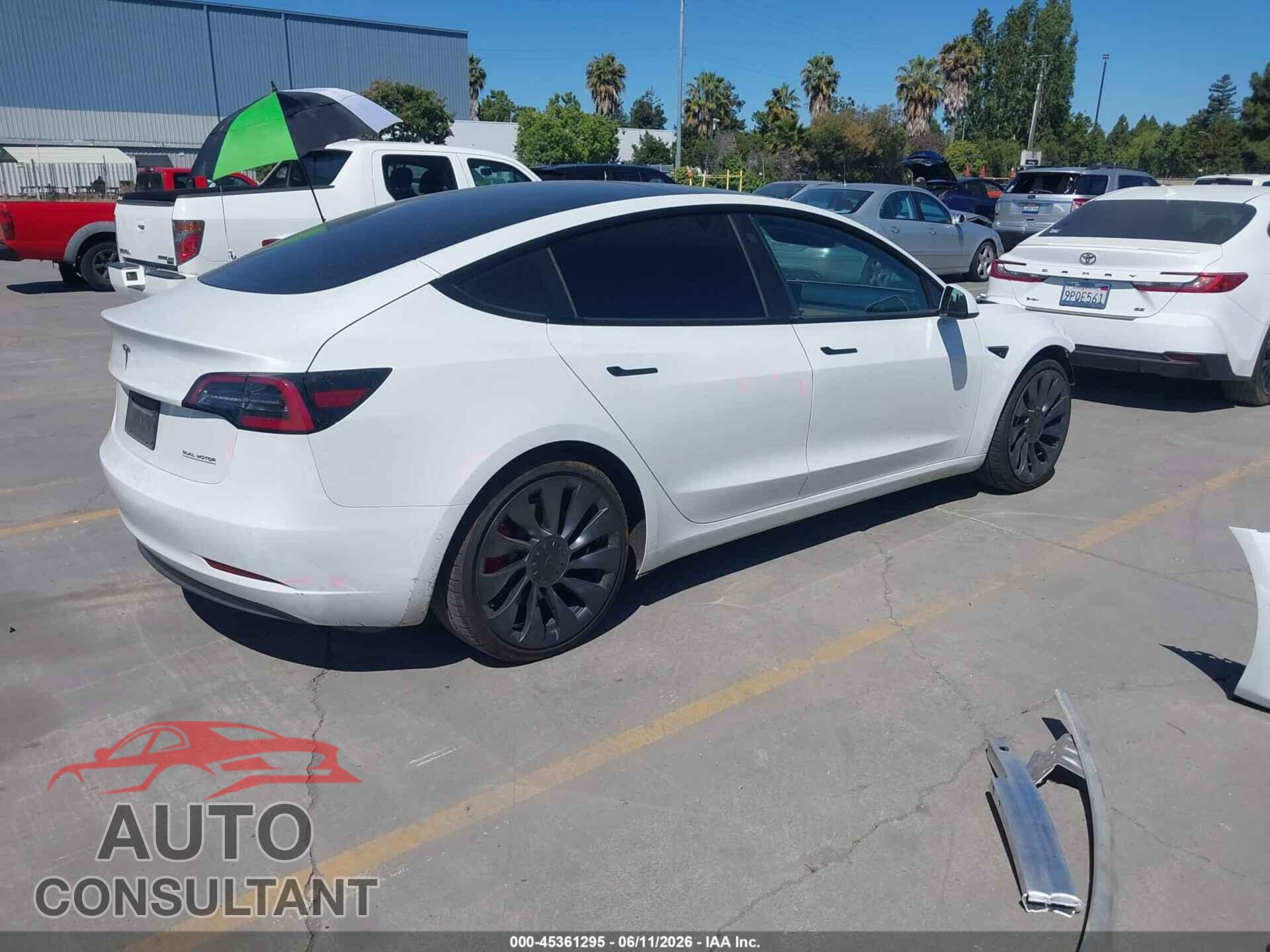 TESLA MODEL 3 2021 - 5YJ3E1EC0MF049200