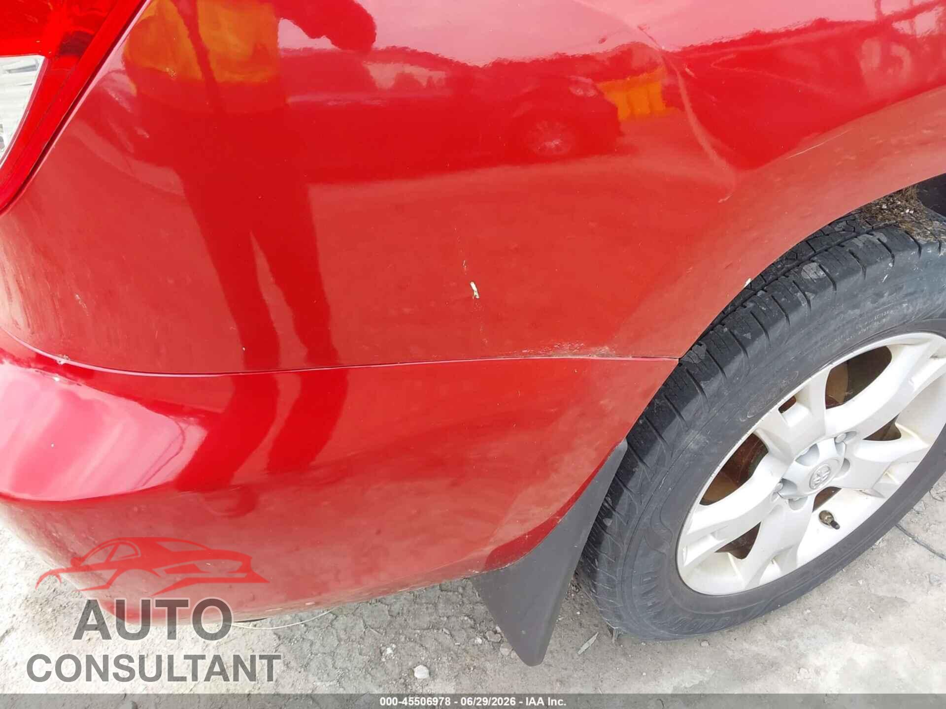 TOYOTA RAV4 2011 - JTMBF4DV7B5047357