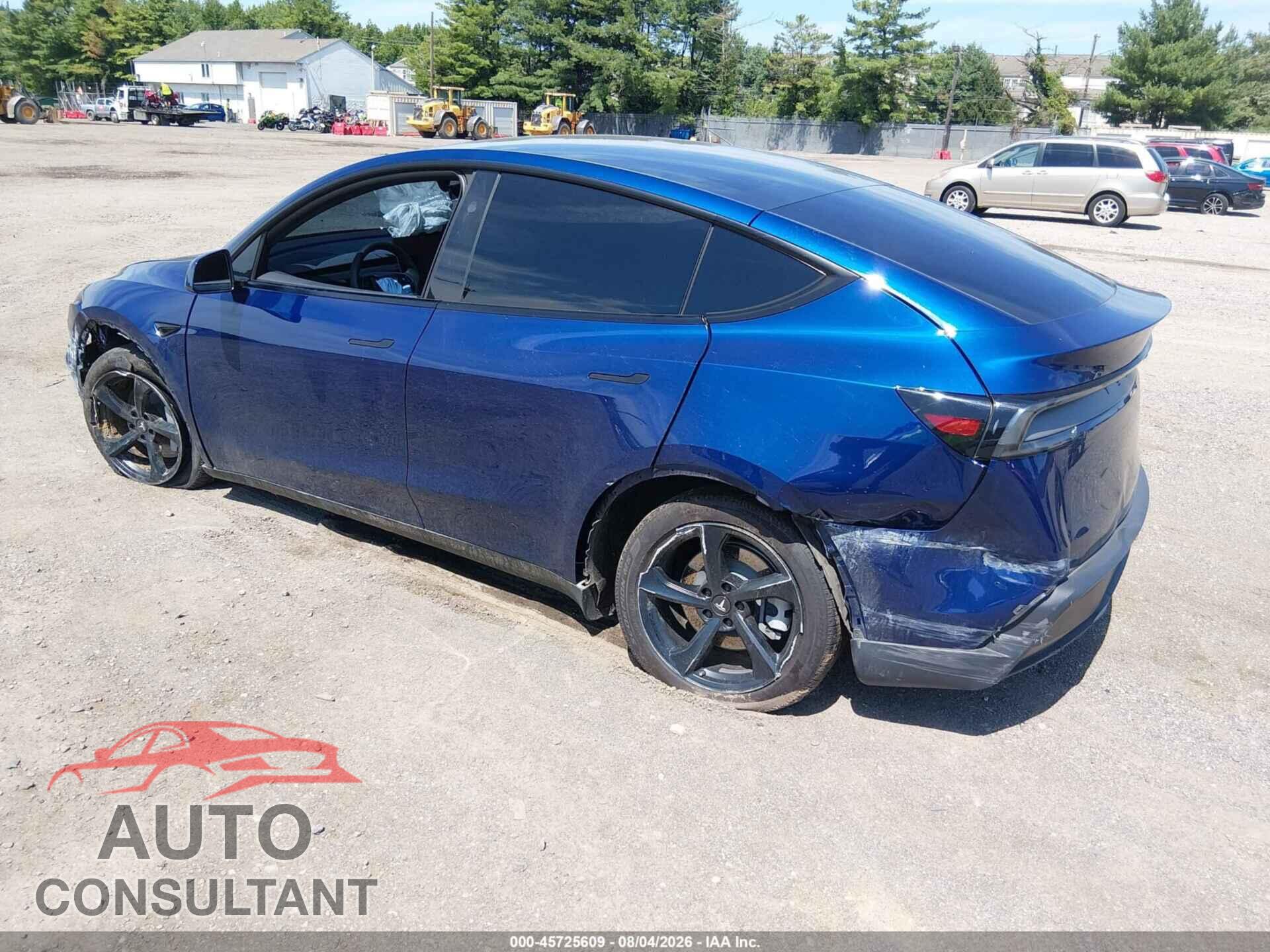 TESLA MODEL Y 2026 - 7SAYGDED8TA647575