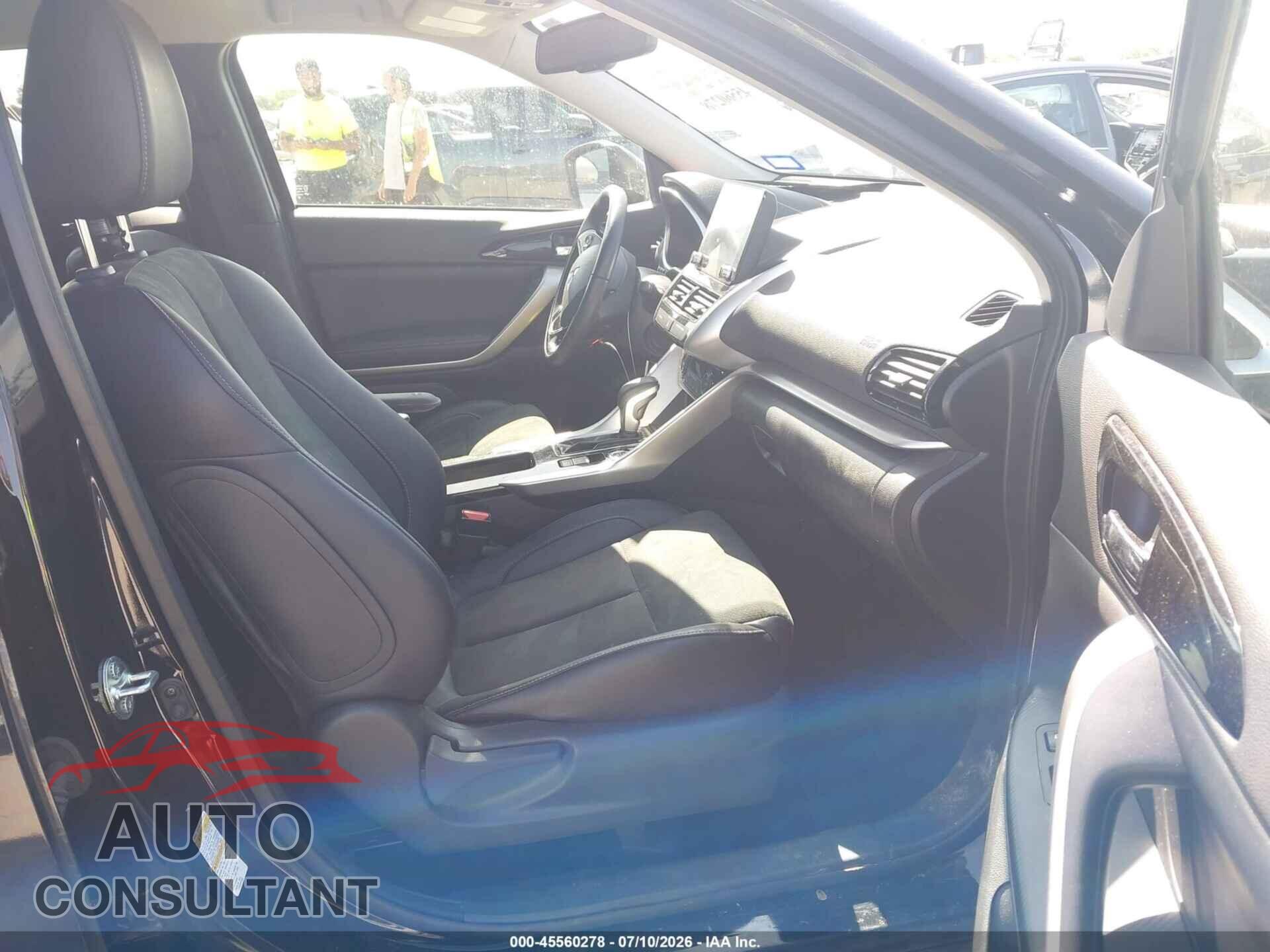 MITSUBISHI ECLIPSE CROSS 2024 - JA4ATWAA2RZ078255