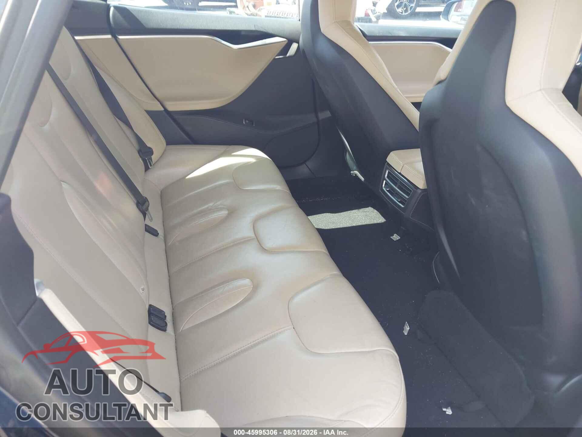 TESLA MODEL S 2015 - 5YJSA1S27FF088209