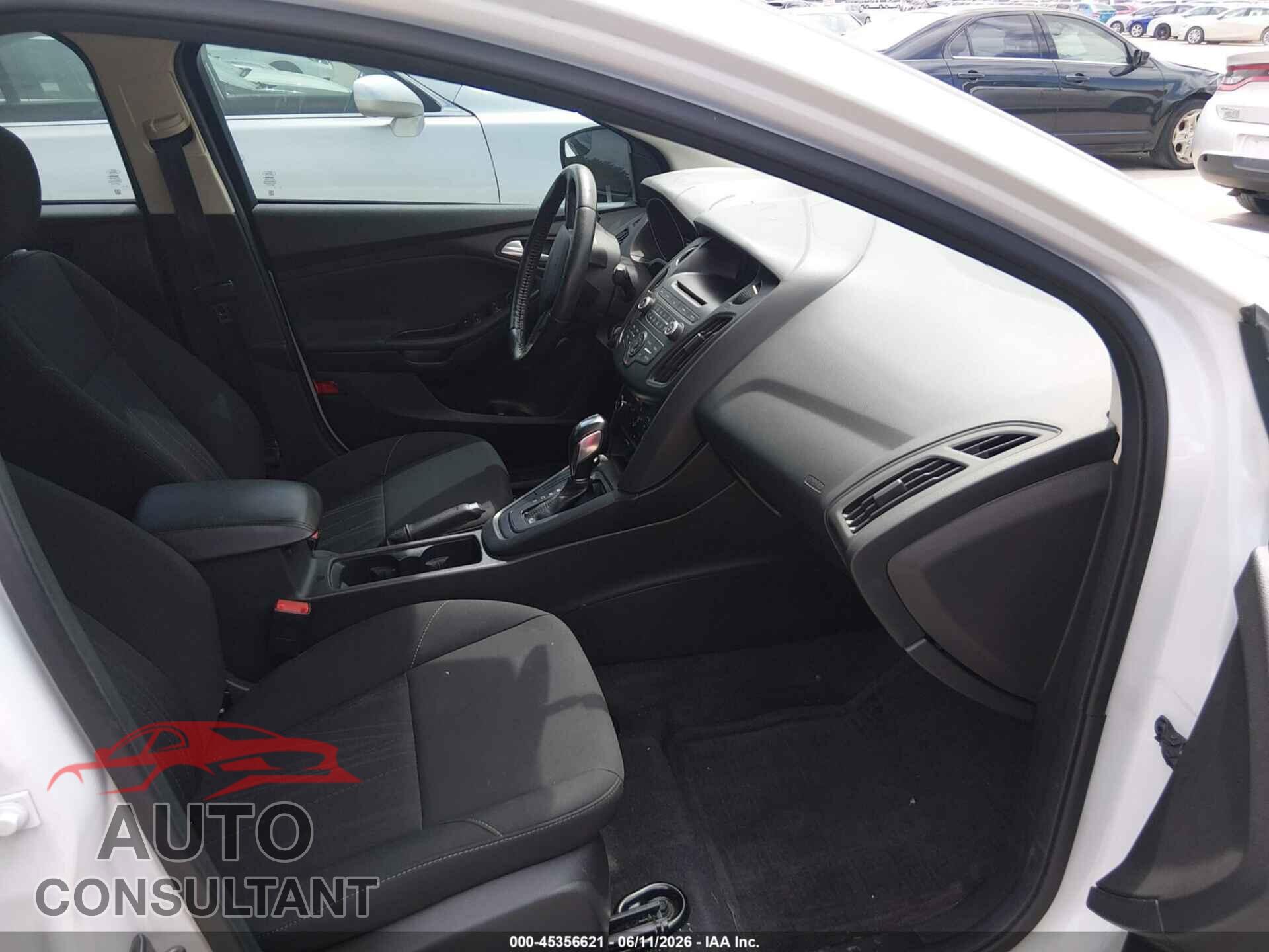 FORD FOCUS 2016 - 1FADP3F20GL288155