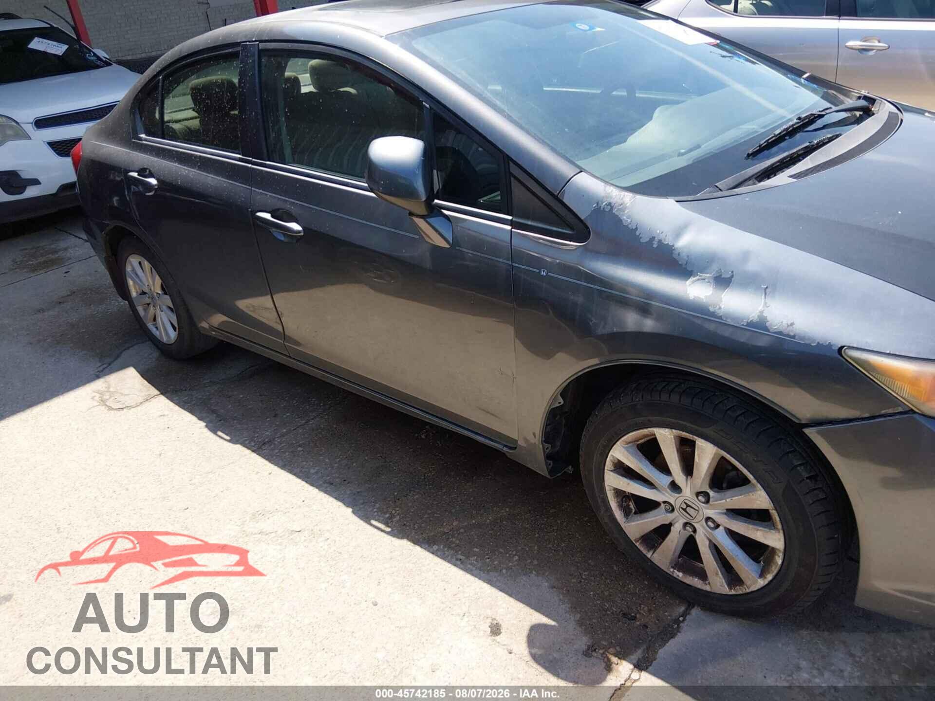 HONDA CIVIC 2012 - 2HGFB2F88CH581942