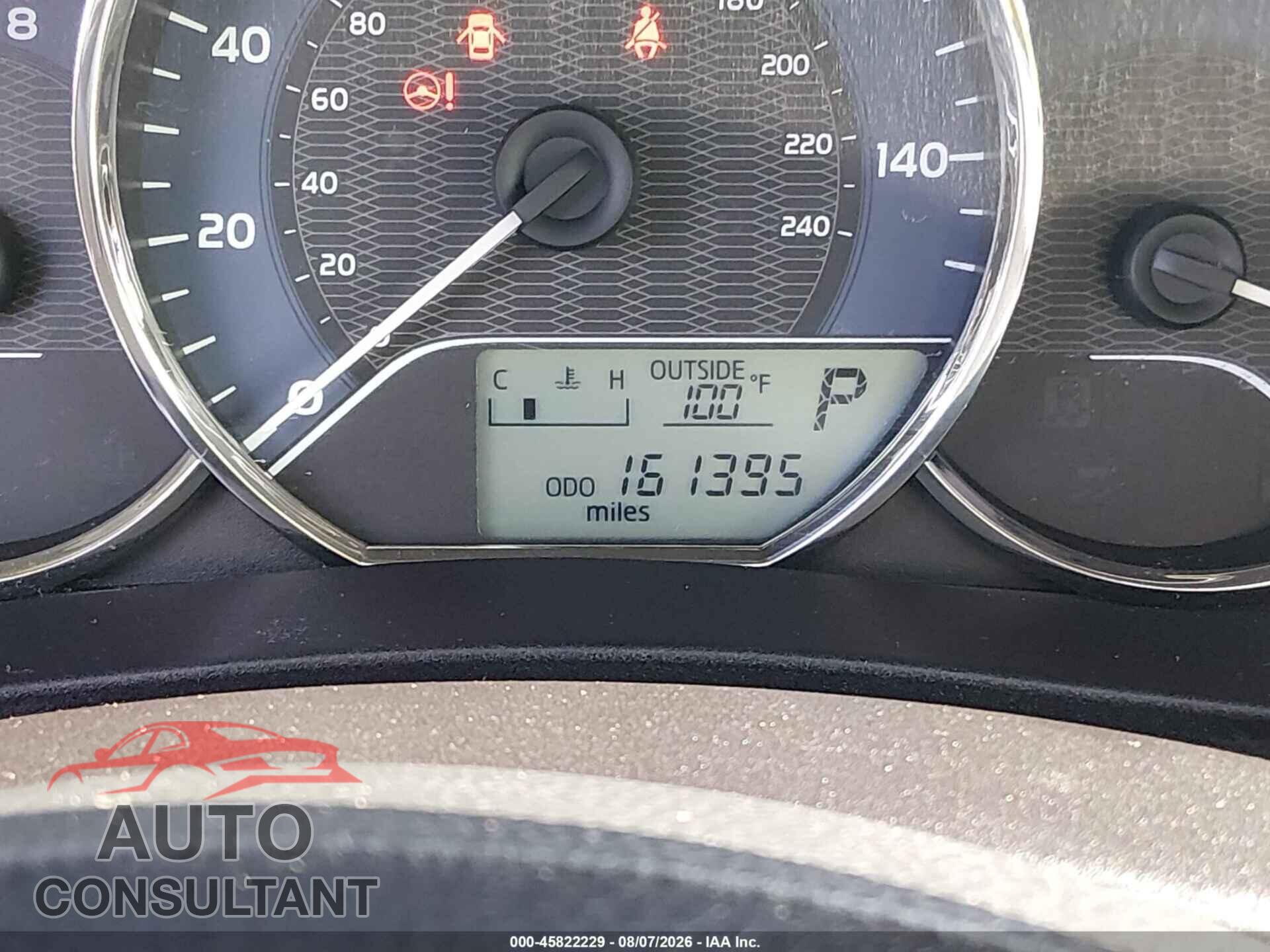 TOYOTA COROLLA 2014 - 2T1BURHE2EC208024