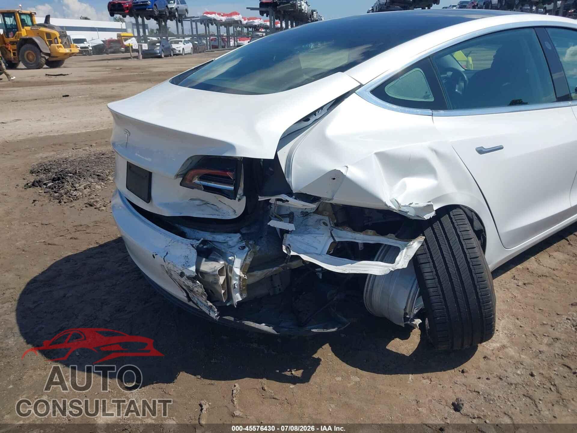 TESLA MODEL 3 2019 - 5YJ3E1EA4KF476570