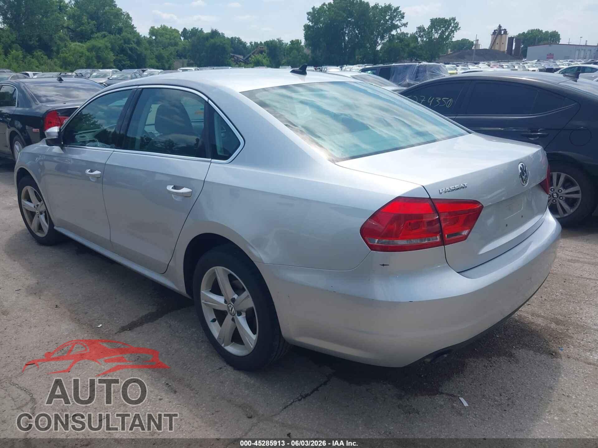 VOLKSWAGEN PASSAT 2015 - 1VWAS7A3XFC079603