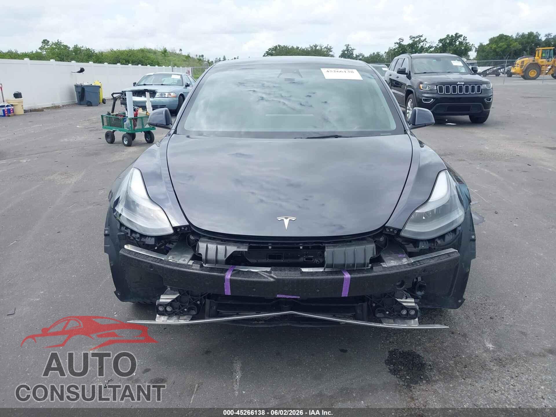 TESLA MODEL 3 2023 - 5YJ3E1EA0PF707522