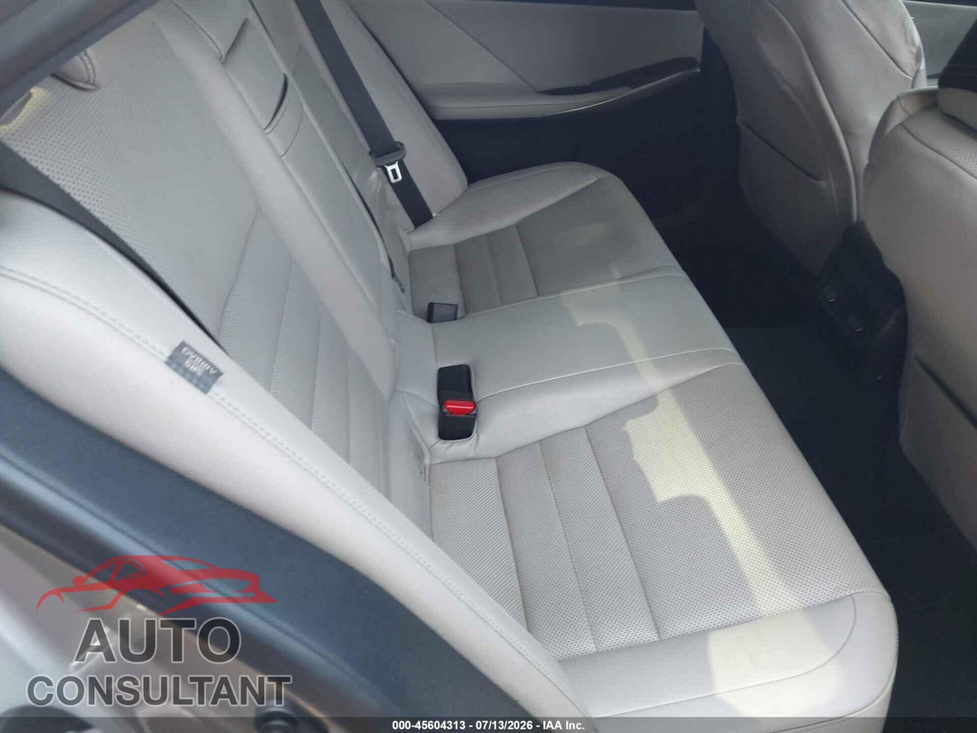 LEXUS IS 250 2015 - JTHBF1D28F5055329