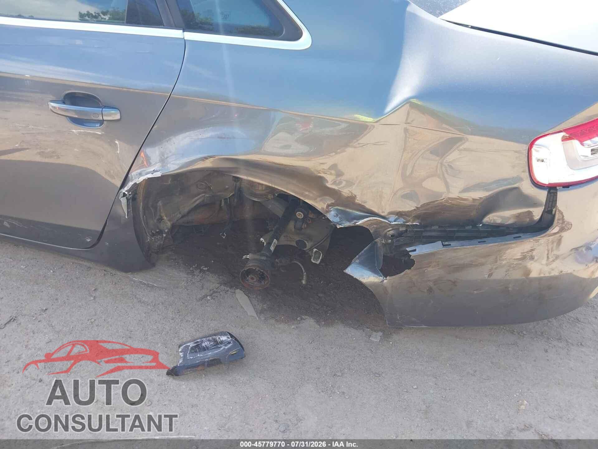 AUDI A4 2013 - WAUDFAFL3DN042255