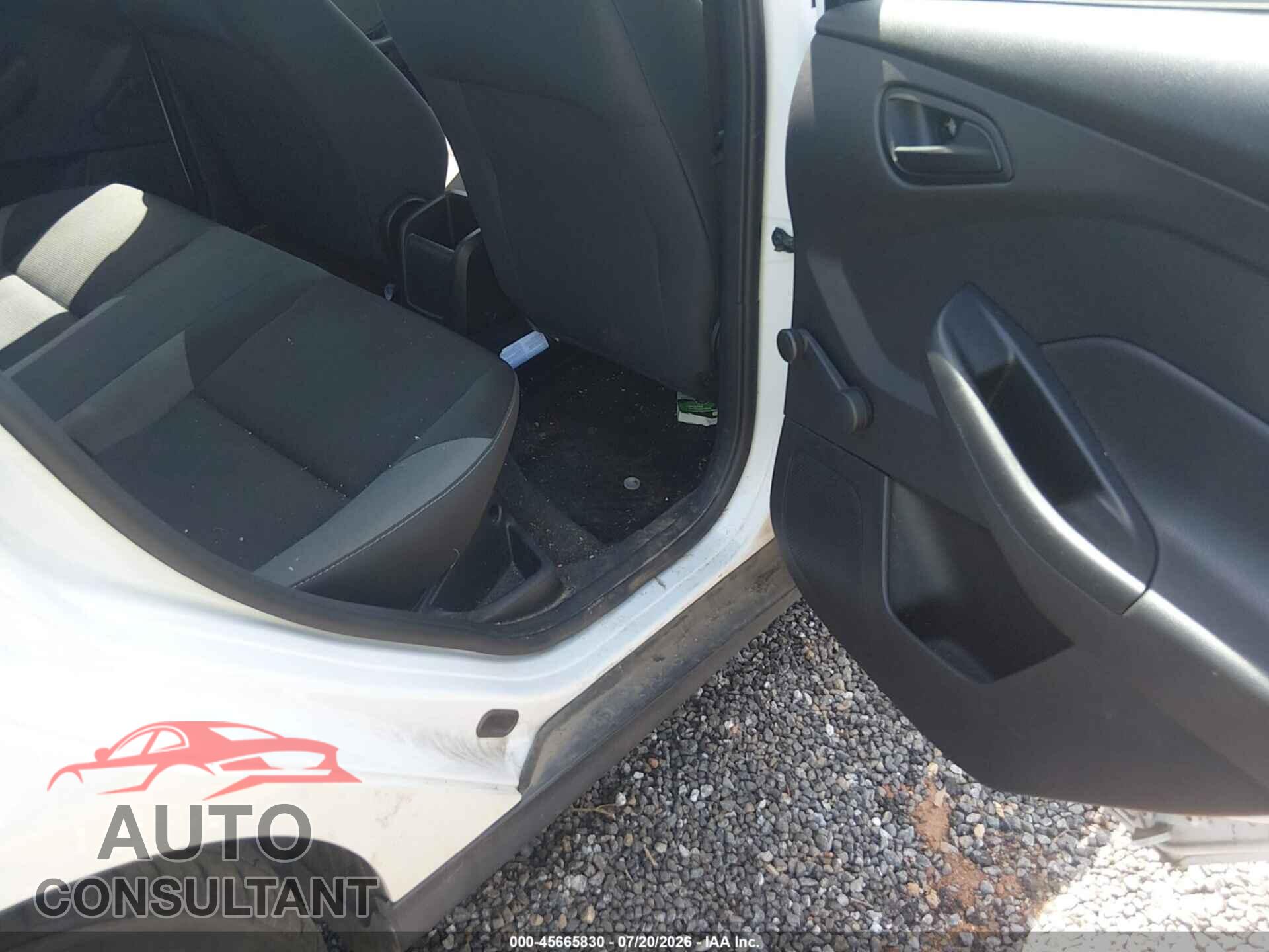FORD FOCUS 2014 - 1FADP3E20EL351298