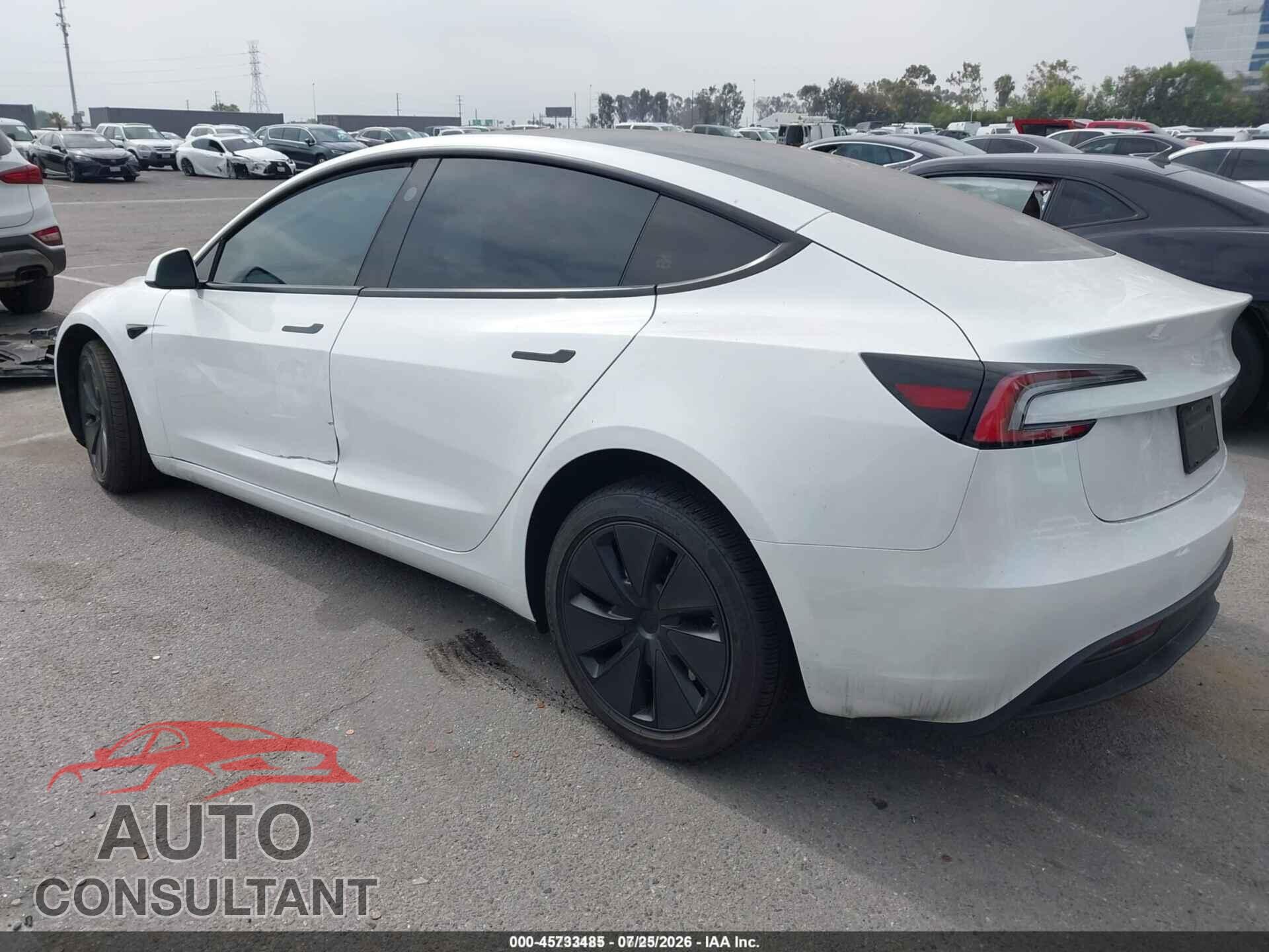 TESLA MODEL 3 2024 - 5YJ3E1EB4RF754712
