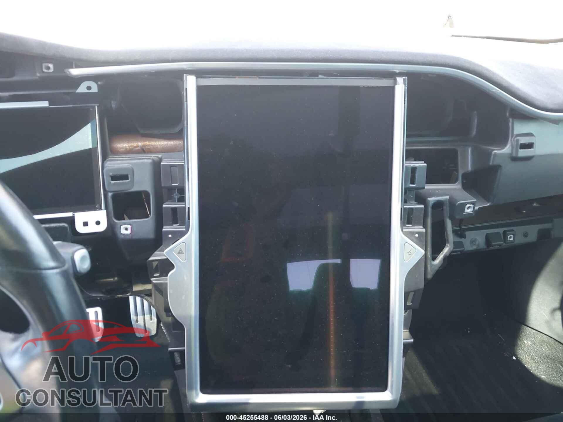 TESLA MODEL S 2015 - 5YJSA1H46FF093930