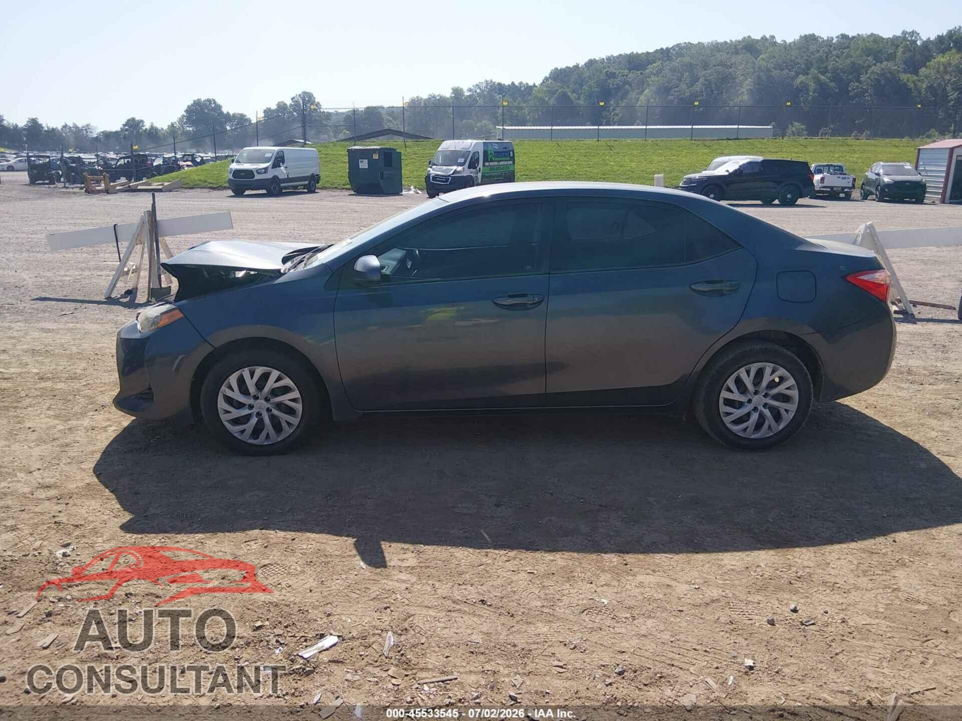 TOYOTA COROLLA 2017 - 5YFBURHEXHP709912