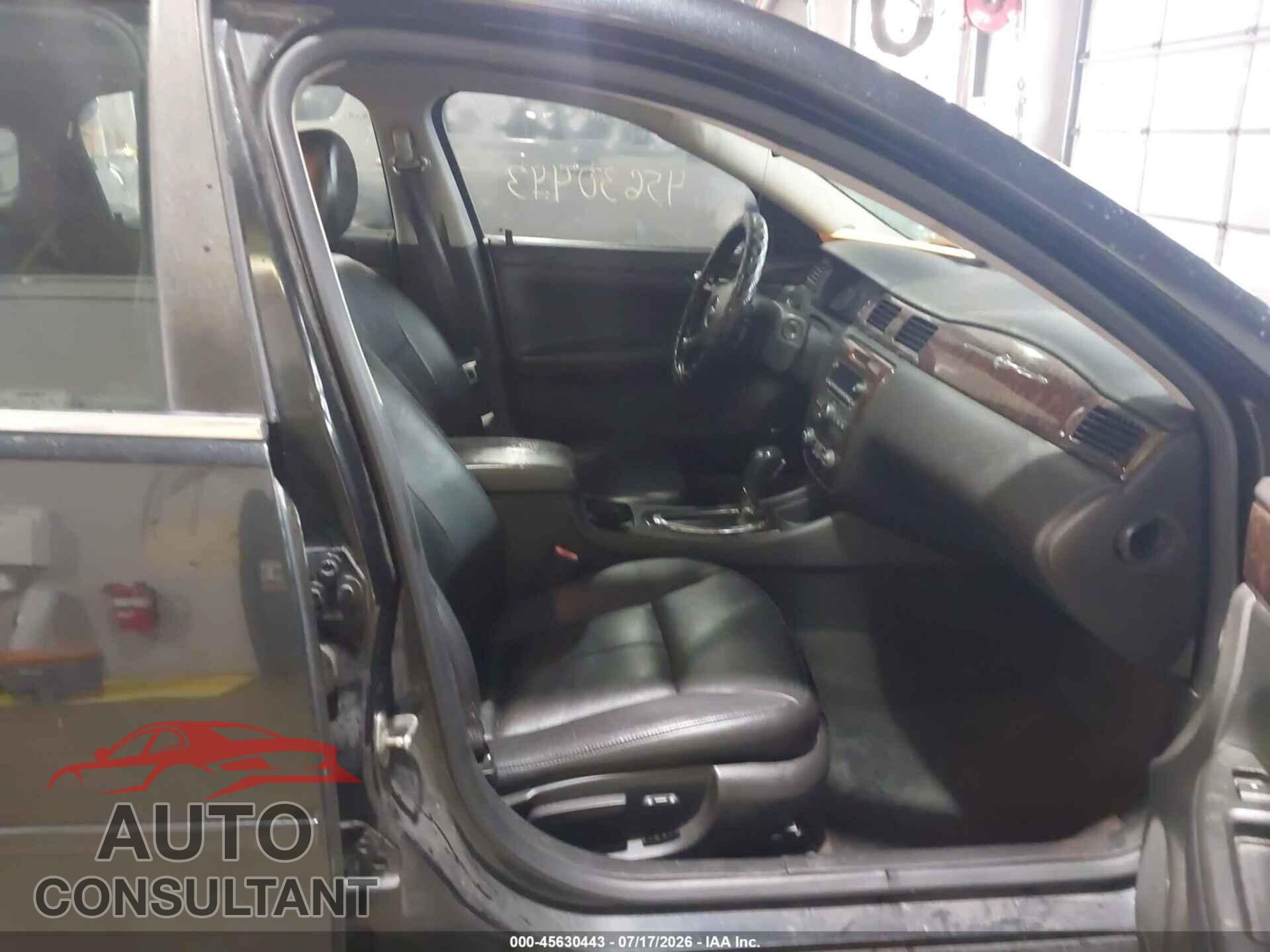 CHEVROLET IMPALA 2012 - 2G1WC5E3XC1174354
