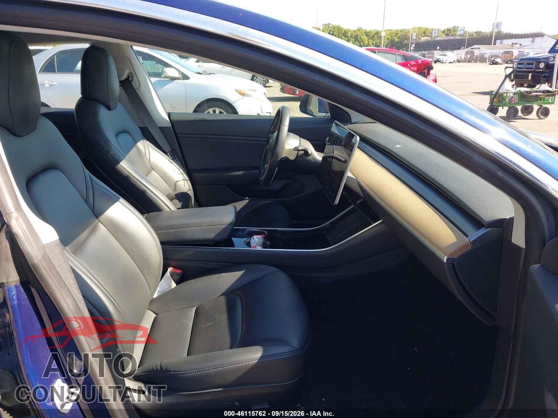 TESLA MODEL 3 2018 - 5YJ3E1EA0JF102679