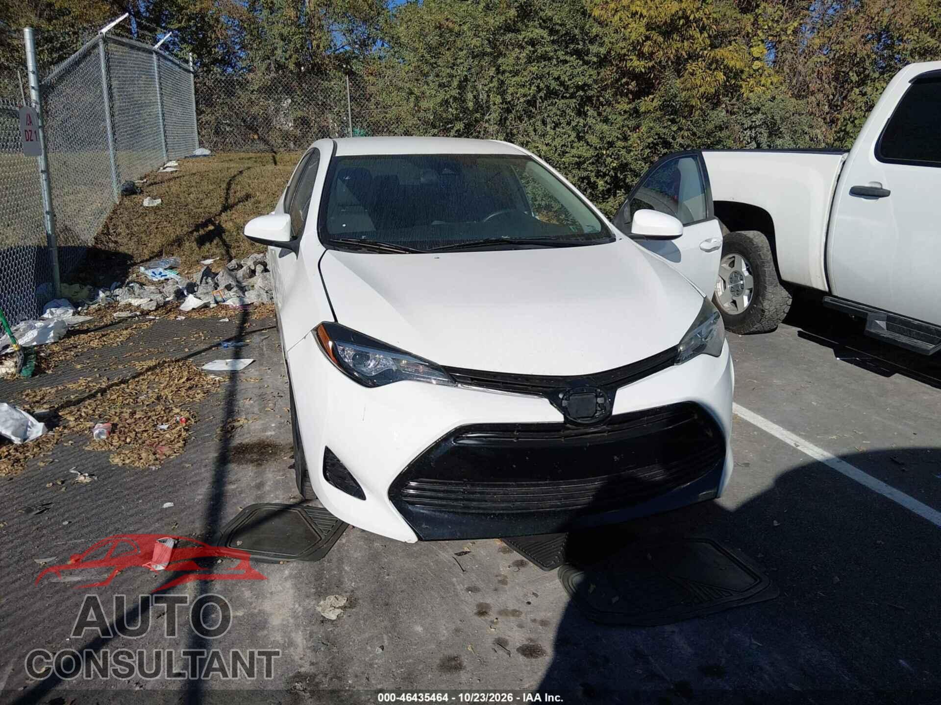 TOYOTA COROLLA 2018 - 5YFBURHE7JP803025