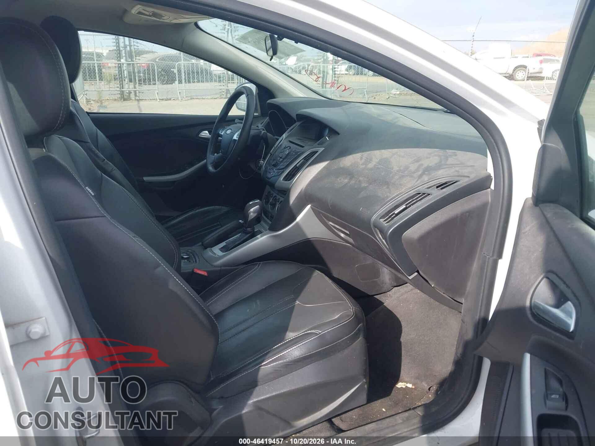 FORD FOCUS 2014 - 1FADP3F29EL248198